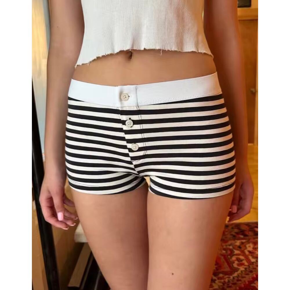 Booty shorts NWOT black white strip XL y2k 90's 2000's faux buttons pull on